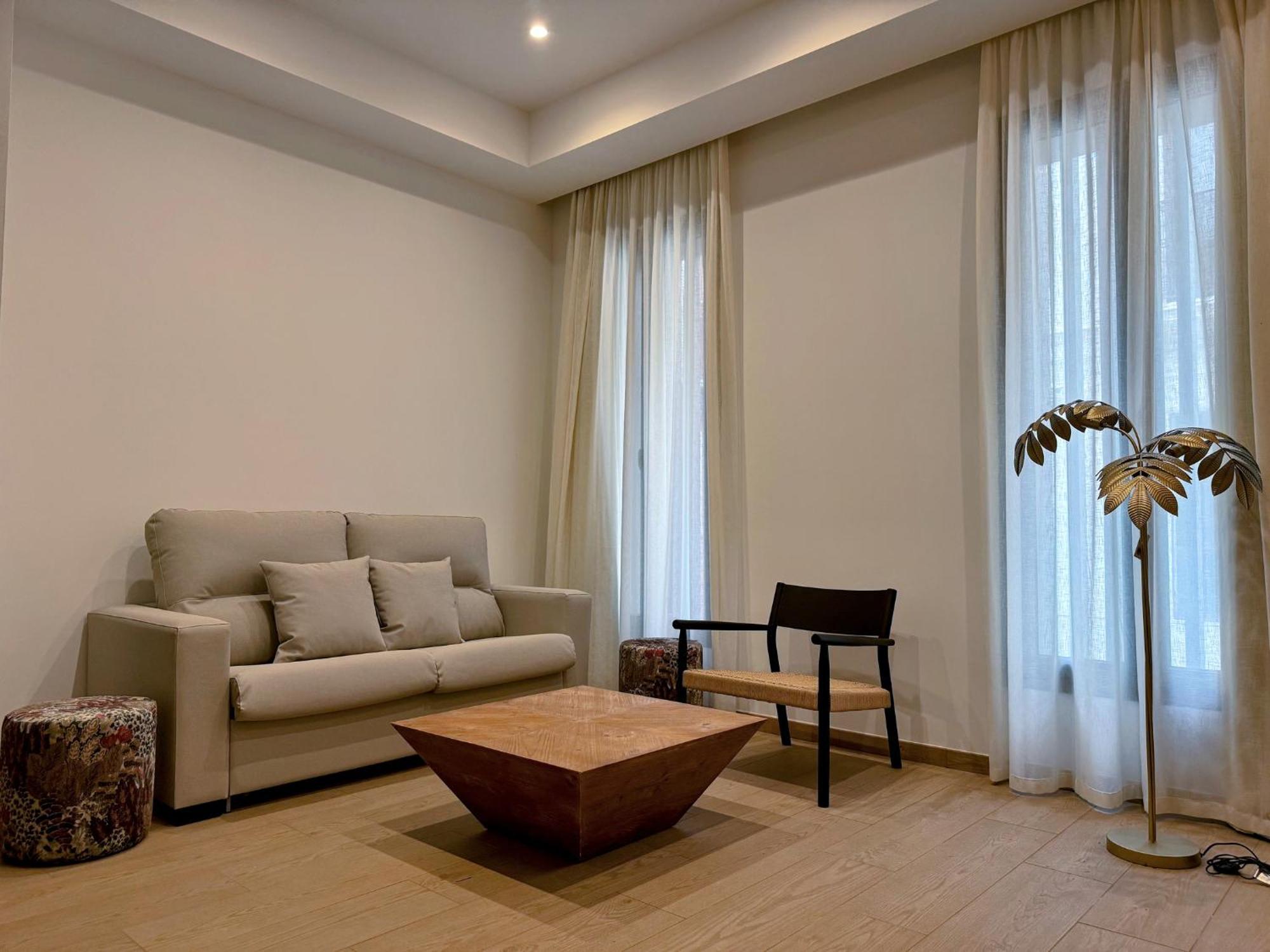 Redes Royale Apartments By Misterhost Sevilha Exterior foto
